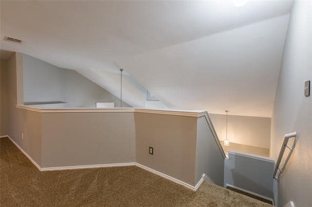 Building Photo - 2021 Bridgeport Dr