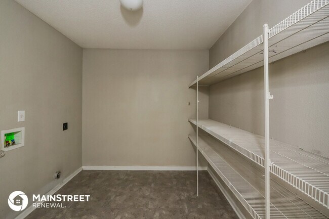 Building Photo - 4490 Sweet Whisper Cv