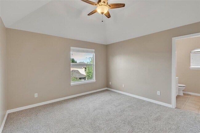 Building Photo - 4204 Fairmeadow Dr