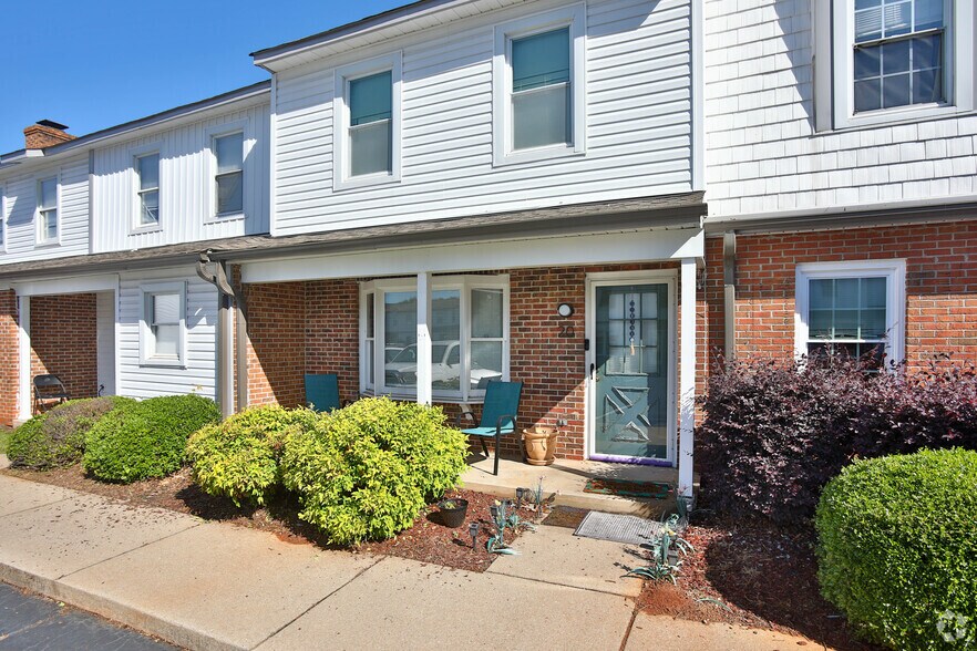 Parkins Ridge 101 Ridge Rd Greenville SC 29607 Apartment Finder