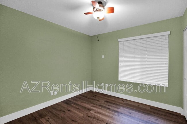 Building Photo - 2454 W Obispo Cir