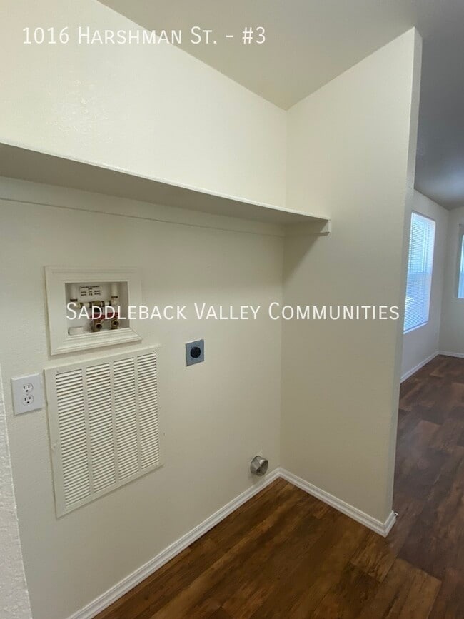 Building Photo - 1016 Harshman St