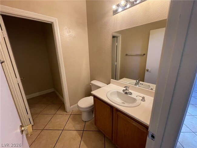 Building Photo - 5947 Silver Trace Ct