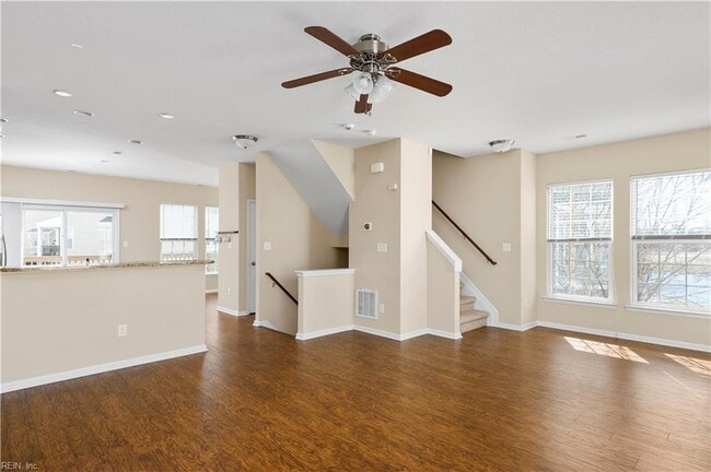 Building Photo - 4956 Almandine Ave