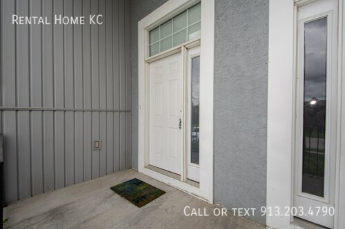 Building Photo - 23501 W 73rd Terrace