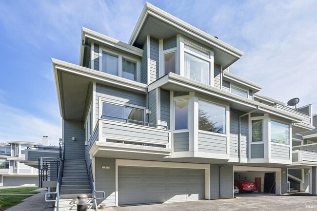 Building Photo - 9 Gable Ct