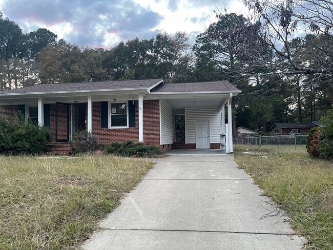 Building Photo - 3 BED 2 BATH IN FAYETTEVILLE NC