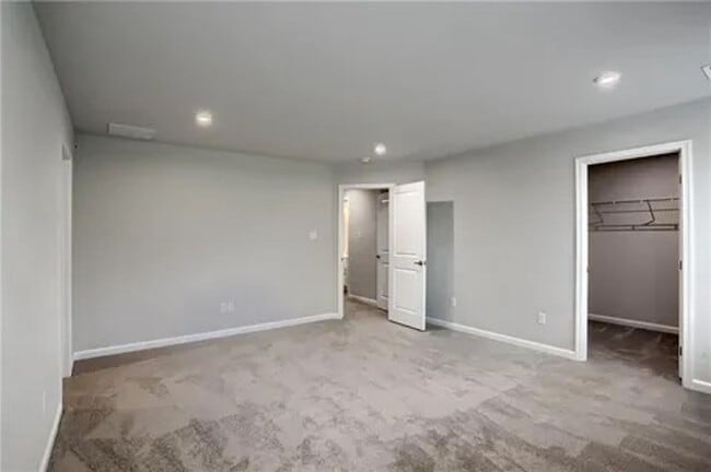Building Photo - McConnell Trails 3 Bedroom, 2.5 Bathroom T...