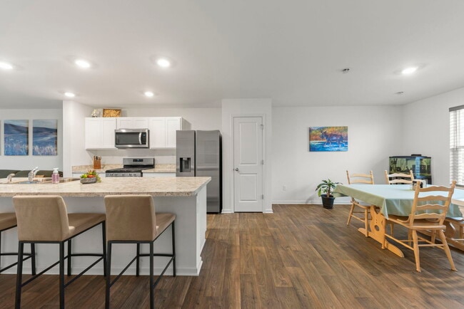 Building Photo - 846 Briar Gln Ct
