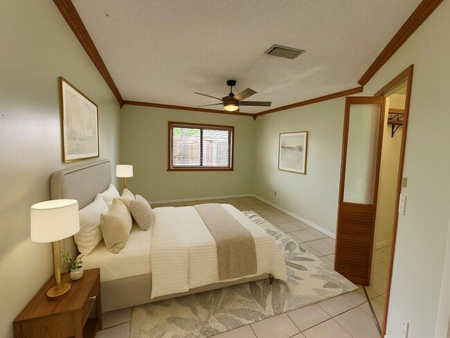 Building Photo - Charming 2BR 2BA Home w/  Full Appliance Suite • Fenced Yard • Driveway Parking in Miramar