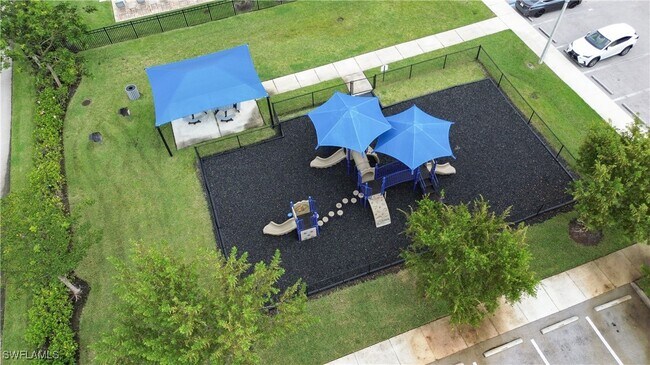 Building Photo - 15026 Wildflower Cir