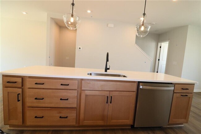 Building Photo - 2821 Beacon Bend Xing