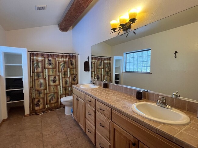 Building Photo - 3 Bedroom, 2.5 Bath Mountain Home on 1 Acre