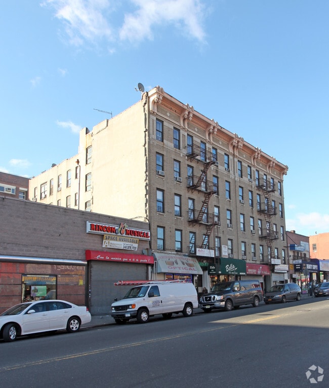 Primary Photo - 744-748 E Tremont Ave