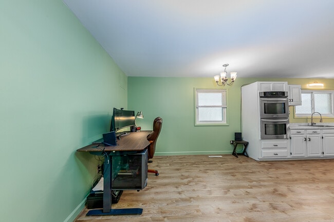 Building Photo - 2300 Woodland Ave