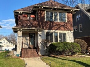 Building Photo - 3924 N Maryland Ave