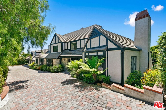 Building Photo - 29528 Harvester Rd