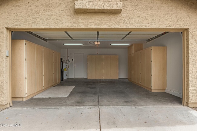Building Photo - 4167 W Gail Dr