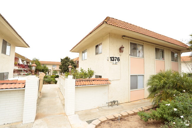 Primary Photo - Avalon Apartments