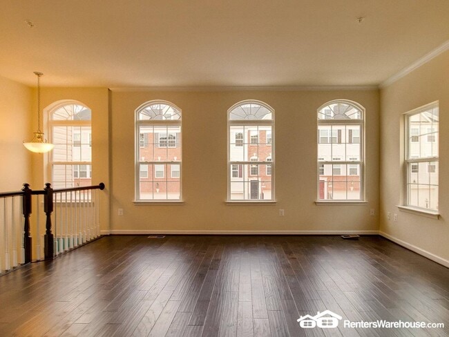 Building Photo - 8120 Mill Falls Ct