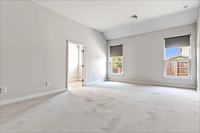 Building Photo - 8307 Dampton Ln