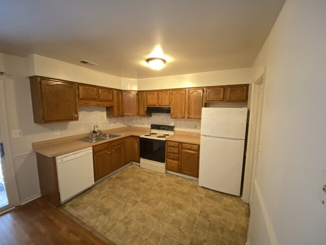 Building Photo - 212 Farrell Ln