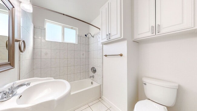 Building Photo - AVAILABLE NOW! RANCHO CUCAMONGA UPDATED Family Home 4+2