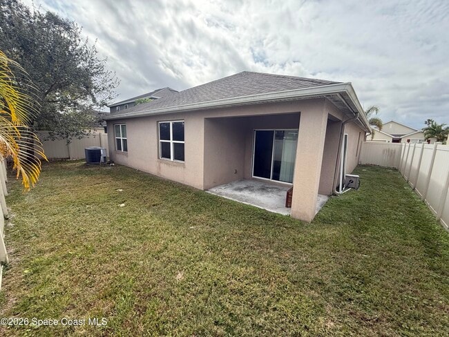Building Photo - 1070 Swiss Pointe Ln