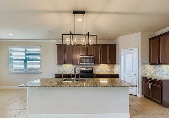 Building Photo - 220 Heavenly Vw