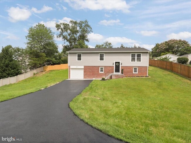 Primary Photo - 3416 Sunny View Dr