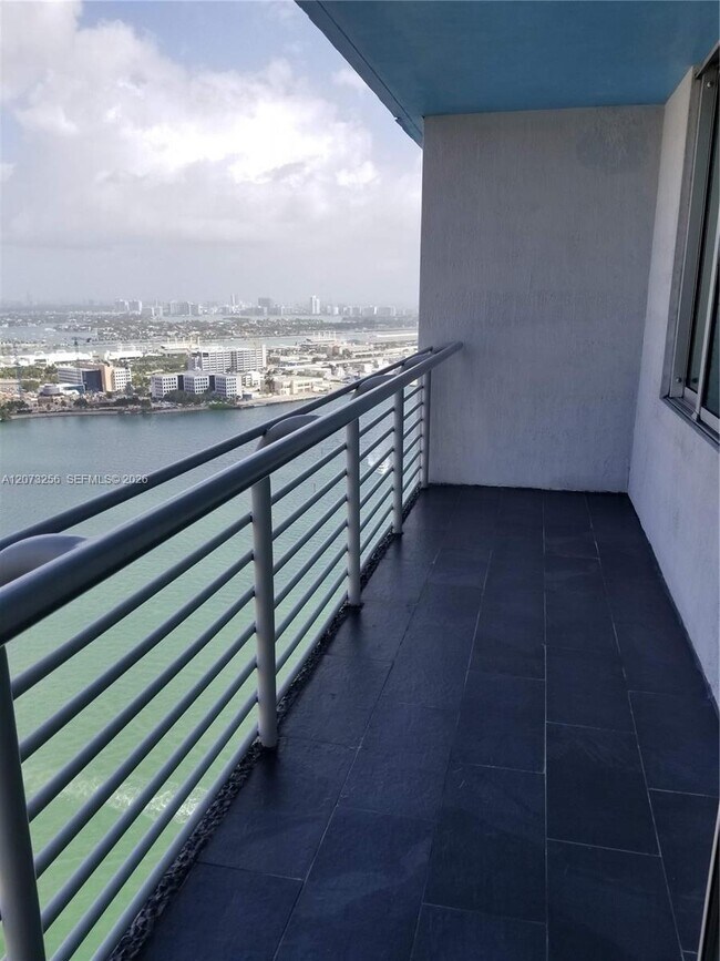 Building Photo - 335 S Biscayne Blvd