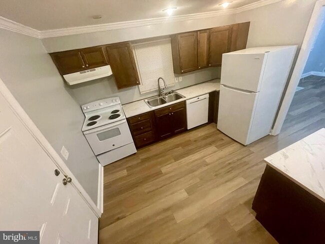 Building Photo - 1517 Rollins Ave