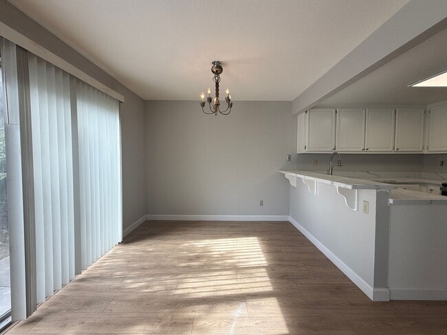 Building Photo - Bright & Remodeled 3 Bedroom 2.5 Bath Home in North San Jose