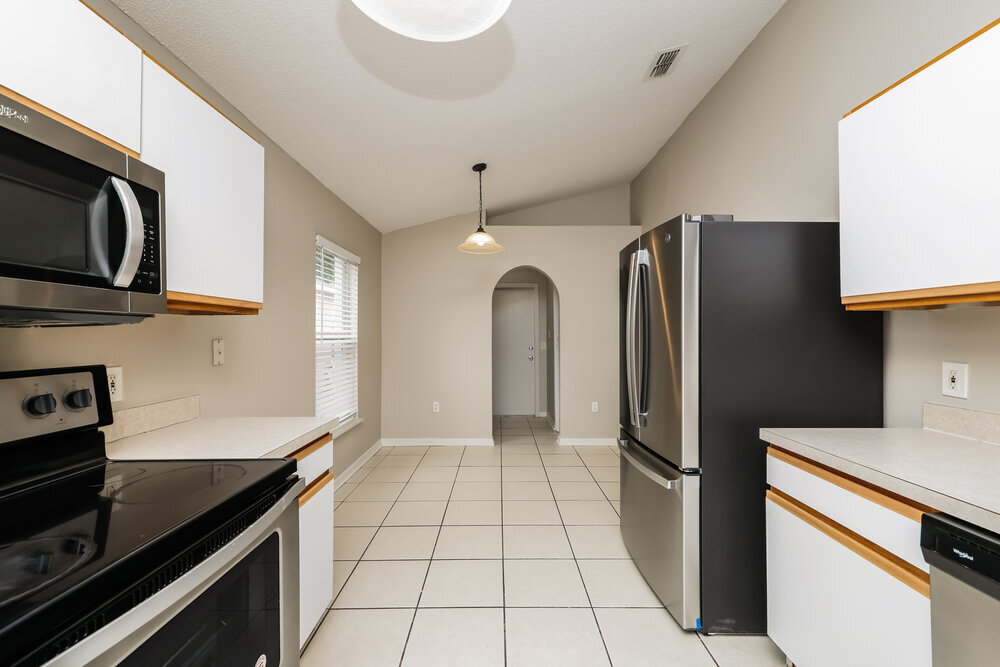 Building Photo - 12814 Lake Vista Dr