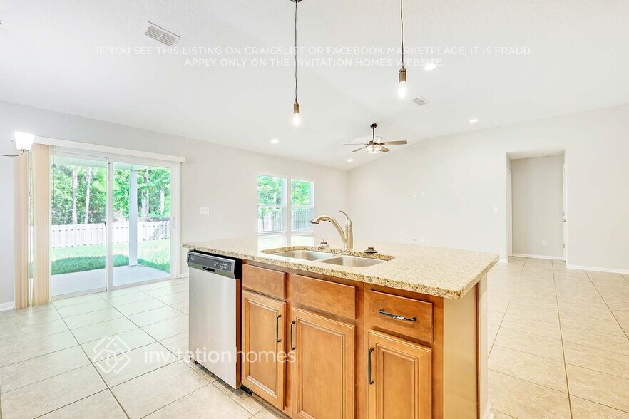 Building Photo - 1348 Nochaway Dr