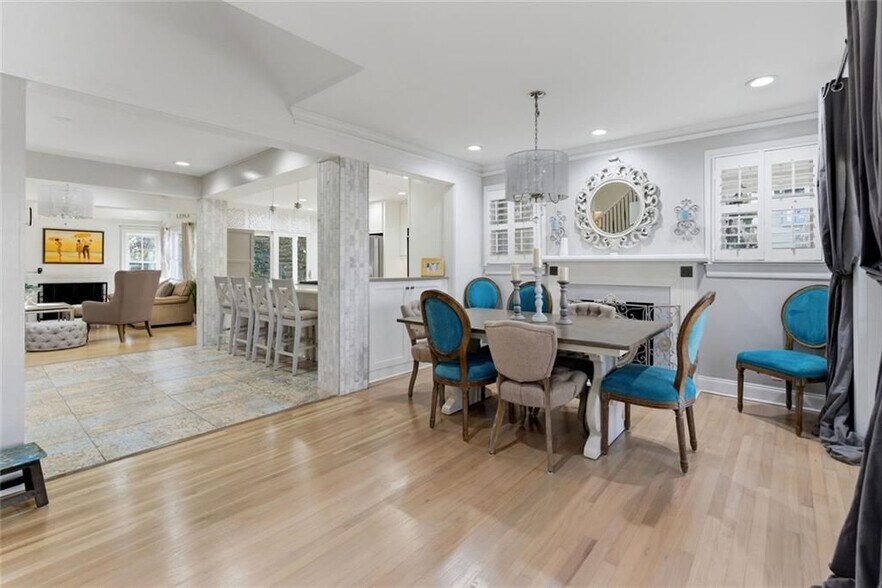 Building Photo - 302 Hascall Rd NW