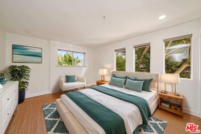 Building Photo - 2311 Schader Dr