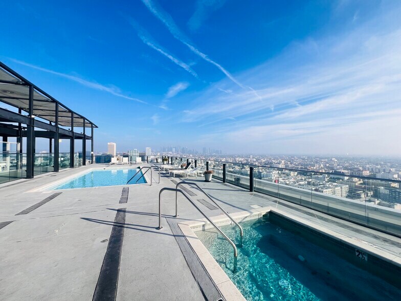 Building Photo - 3810 Wilshire Blvd