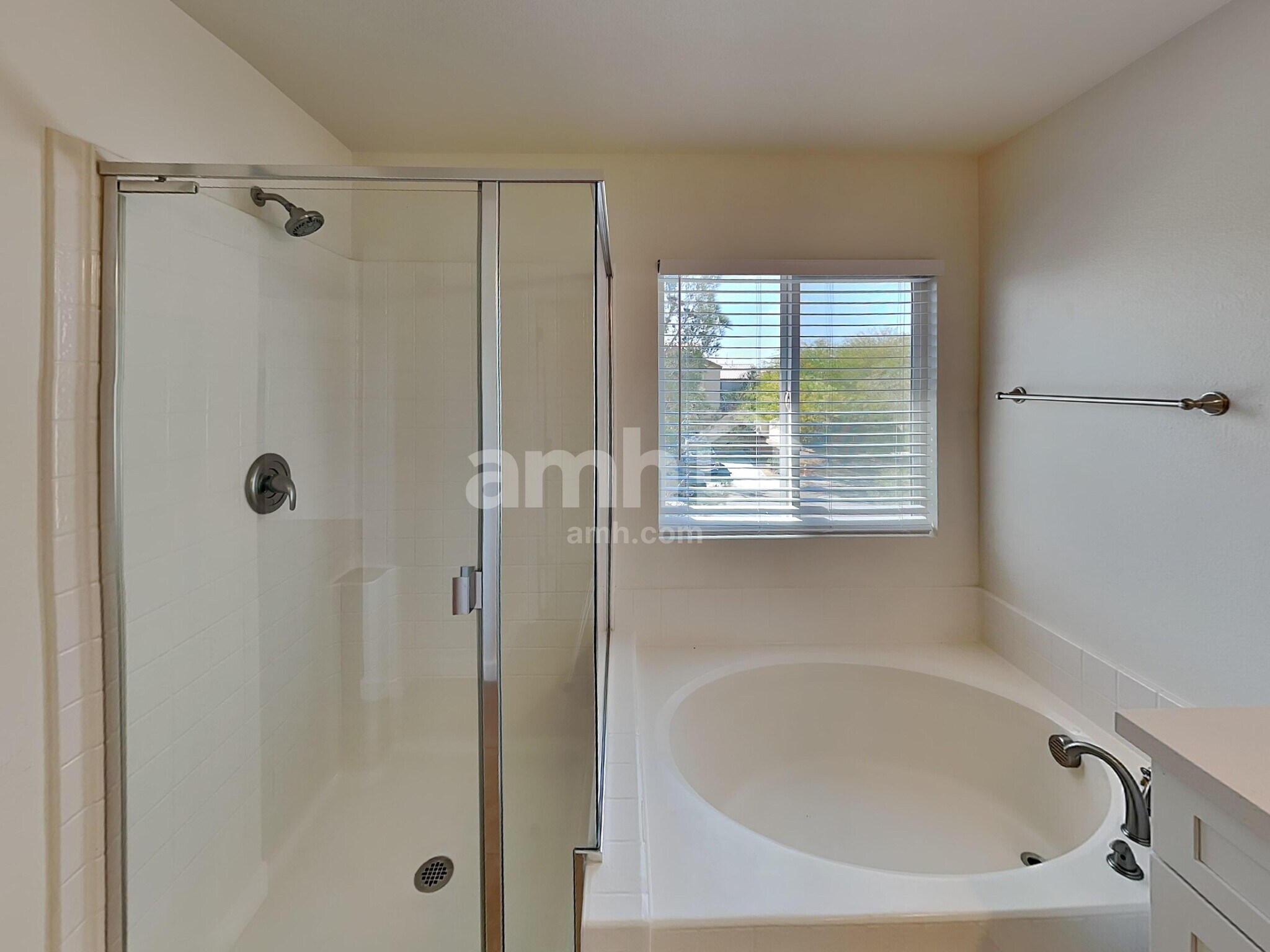 Building Photo - 1029 Maple Pines Ave