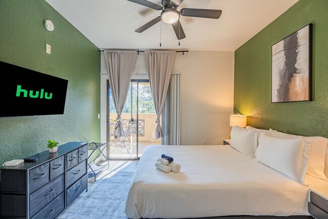 Building Photo - 2155 S 55th St