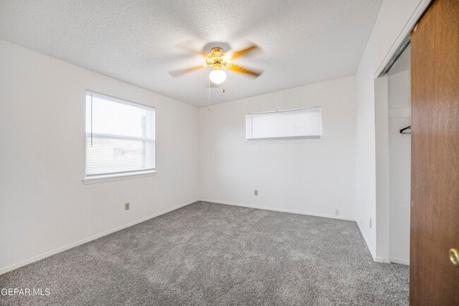 Building Photo - 5520 Edinburg Dr