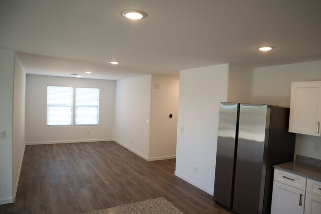 Building Photo - ~Pristine 2024 Luxury Home with Majestic Mountain Views~