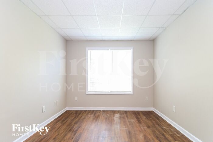 Building Photo - 25 Kelly Dr SW