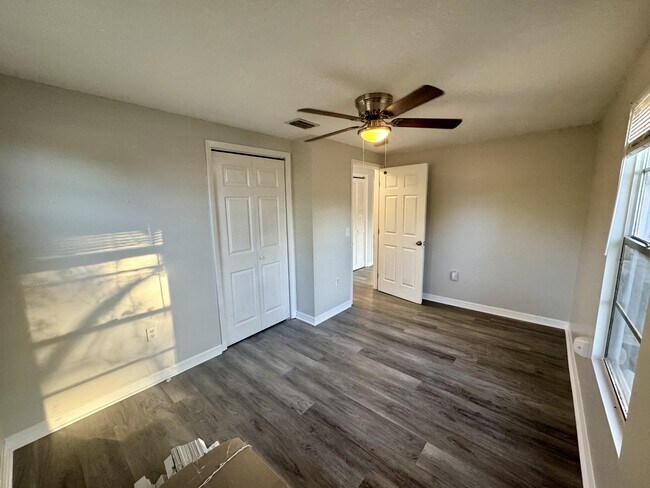 Building Photo - 403 Tillman Ave SW