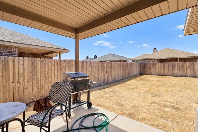 Building Photo - 9425 Ratliff Ridge Ave
