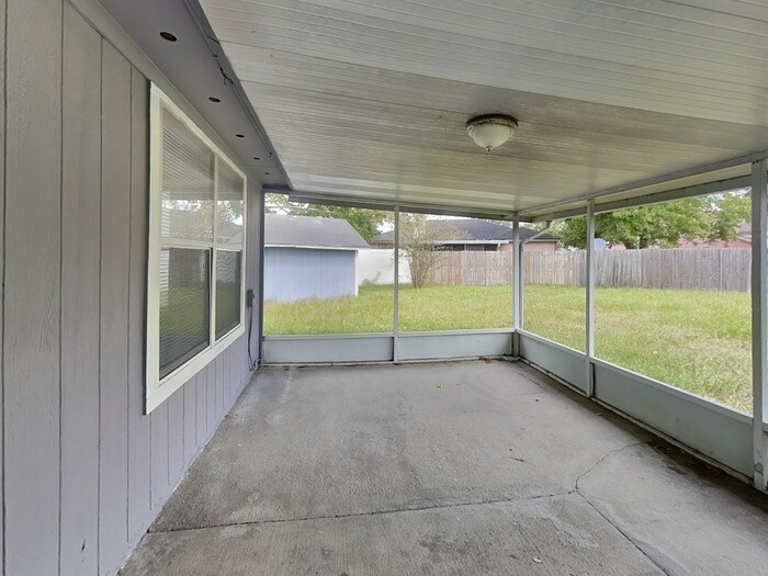 Building Photo - 315 Springfield Ct