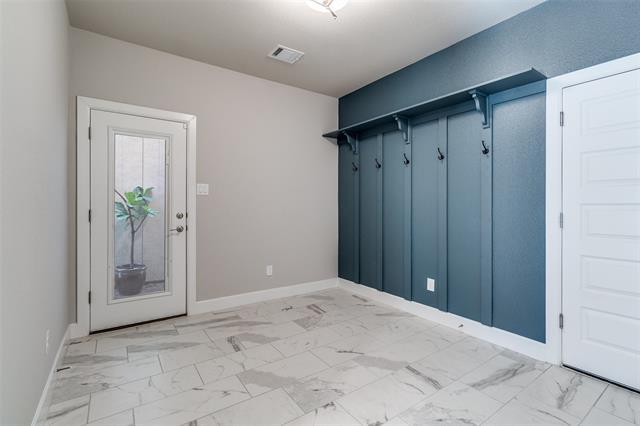 Building Photo - 8218 Laflin Ln