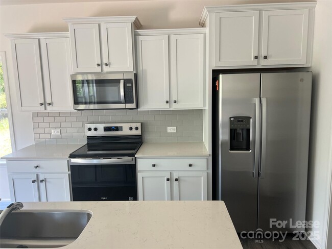 Building Photo - 11171 Argosy Dr