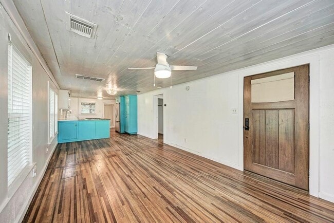 Building Photo - 1407 Leona St