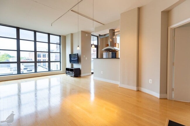 Building Photo - 2020 12th St NW